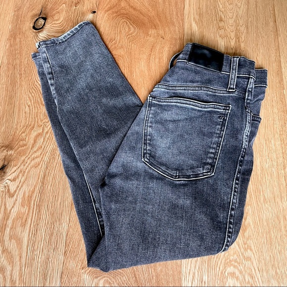 Madewell Denim - ✨HostPick Madewell Cropped Petite High Rise Skinny